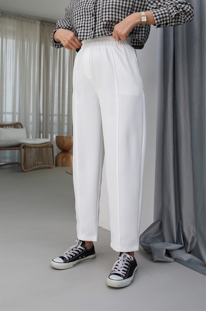 Beyaz Beli Lastikli Dikiş Detaylı Pantolon